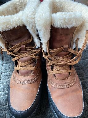 Sorel Brown Leather Shearling-Lined Winter Boots